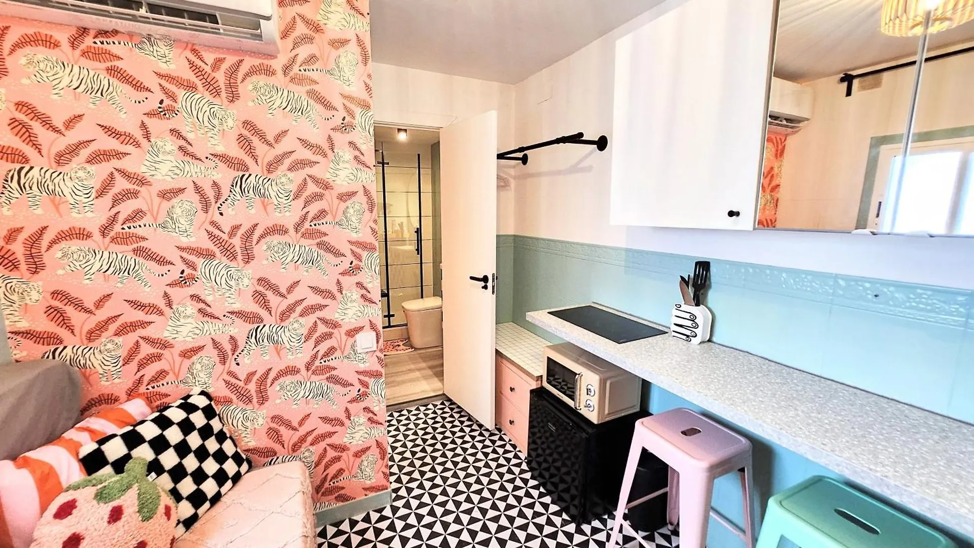 Groovy Feelin' Studio Esplugues de Llobregat